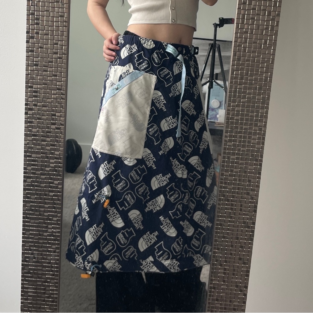 brain dead X north face Stylish Navy Blue Patterned Skirt